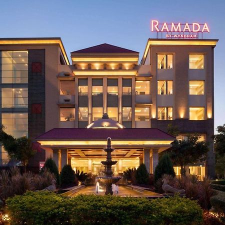 Ramada By Wyndham Varanasi Katesar Hotel Chandauli Buitenkant foto