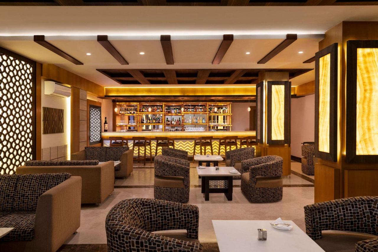 Ramada By Wyndham Varanasi Katesar Chandauli Buitenkant foto