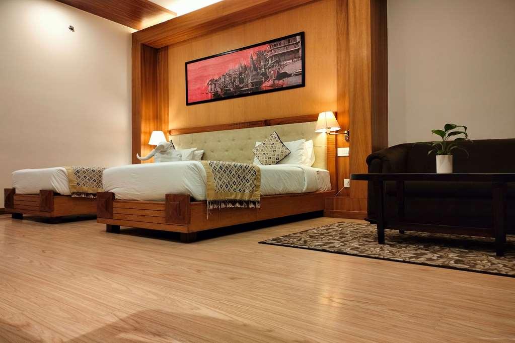 Ramada By Wyndham Varanasi Katesar Chandauli Kamer foto