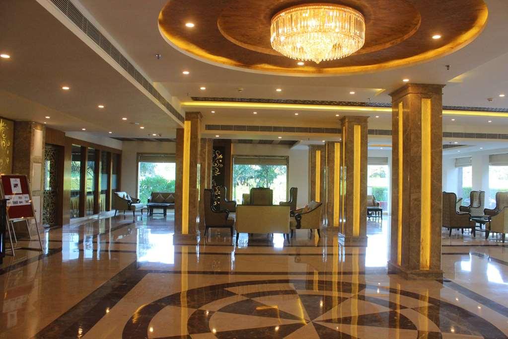 Ramada By Wyndham Varanasi Katesar Chandauli Interieur foto
