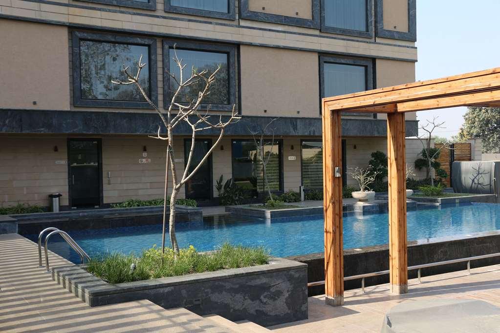 Ramada By Wyndham Varanasi Katesar Chandauli Faciliteiten foto