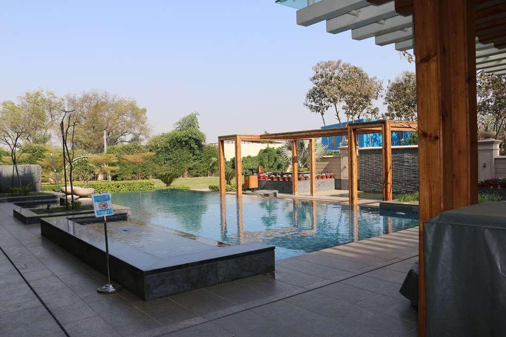 Ramada By Wyndham Varanasi Katesar Chandauli Faciliteiten foto